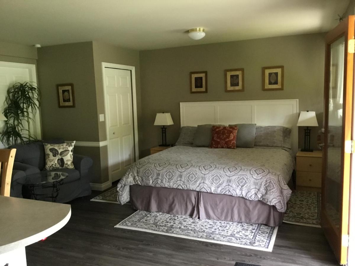 Nestledown B&B Halfmoon Bay Exterior foto